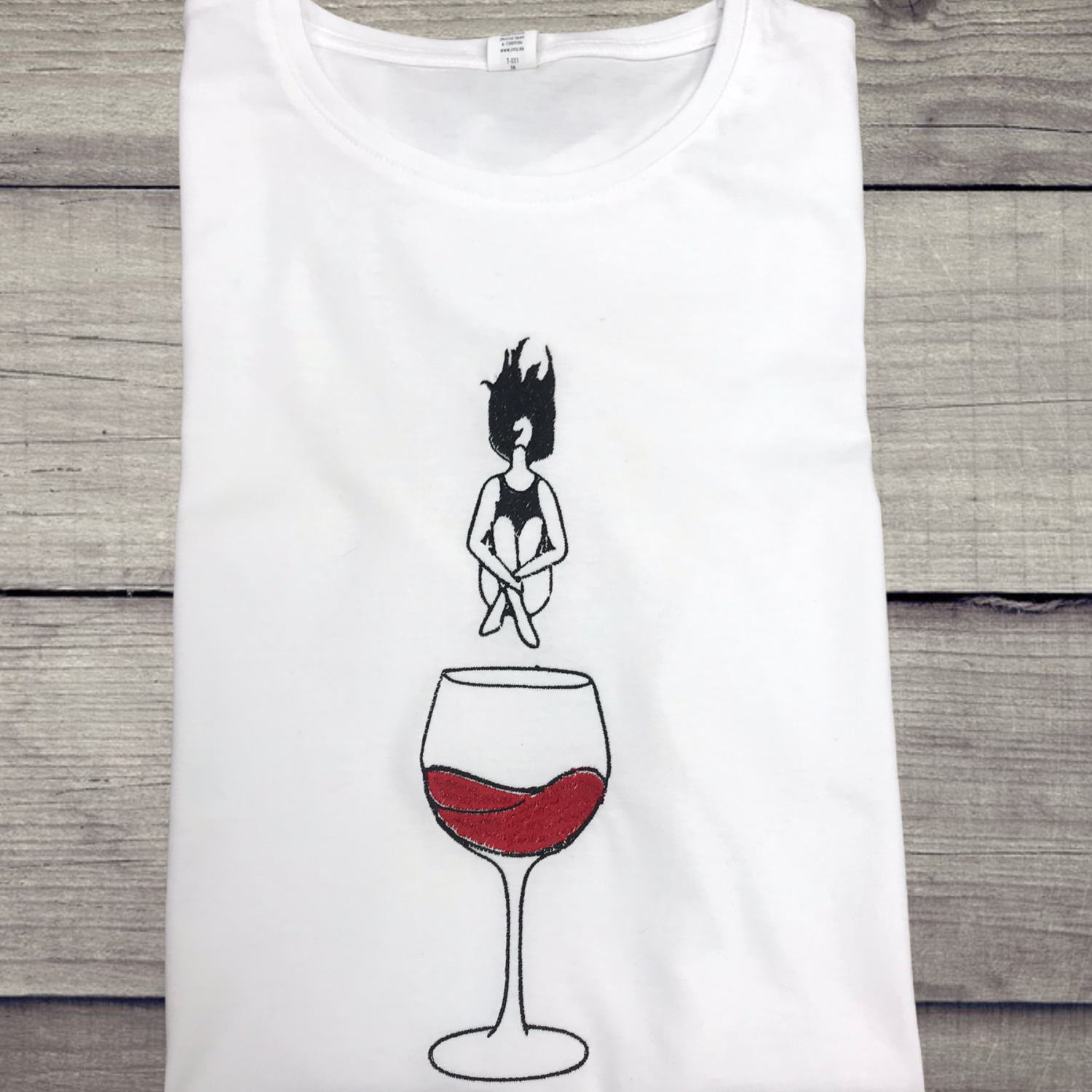 Marškinėliai "Vyno taurėje"