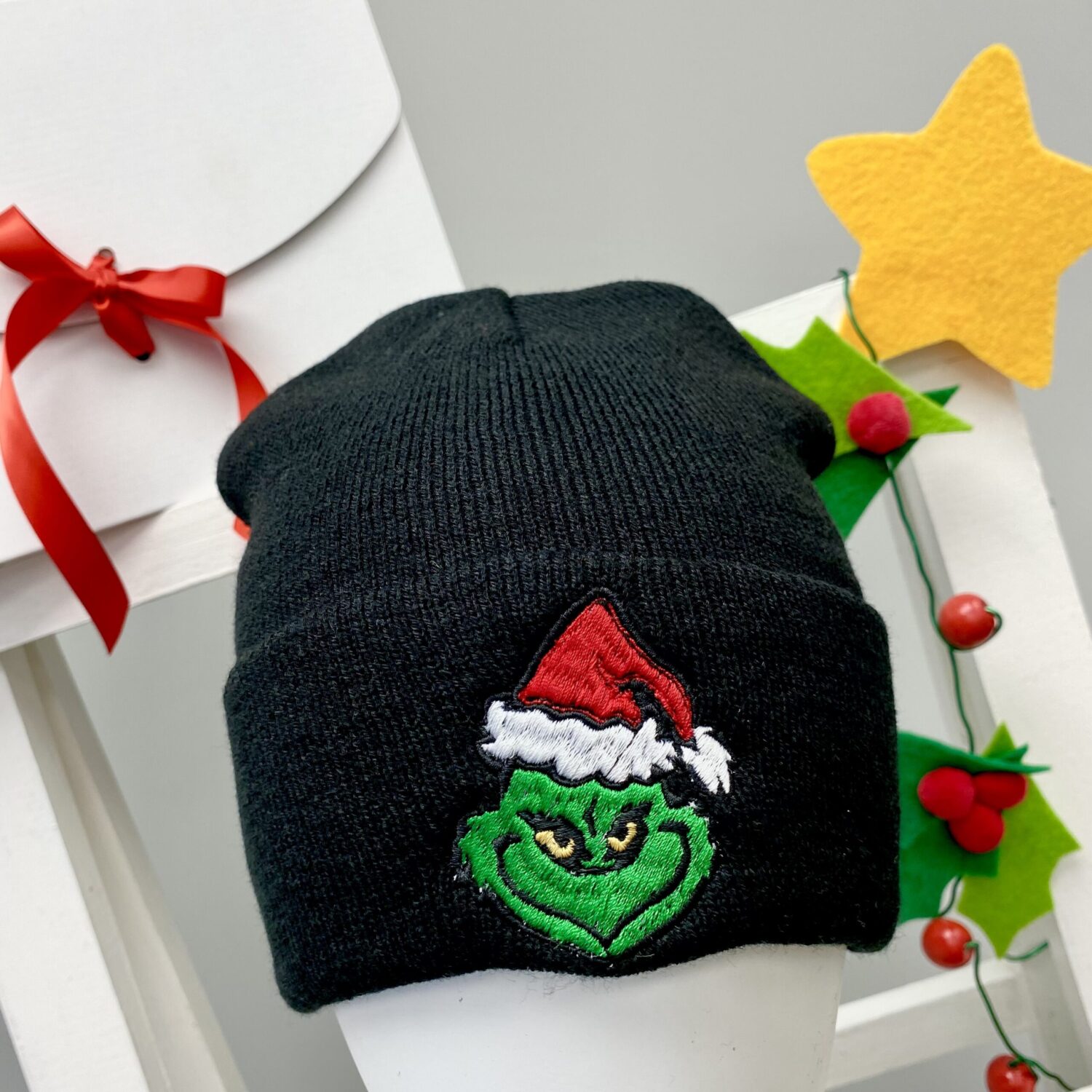 Beanie kepurė "Grinčas"