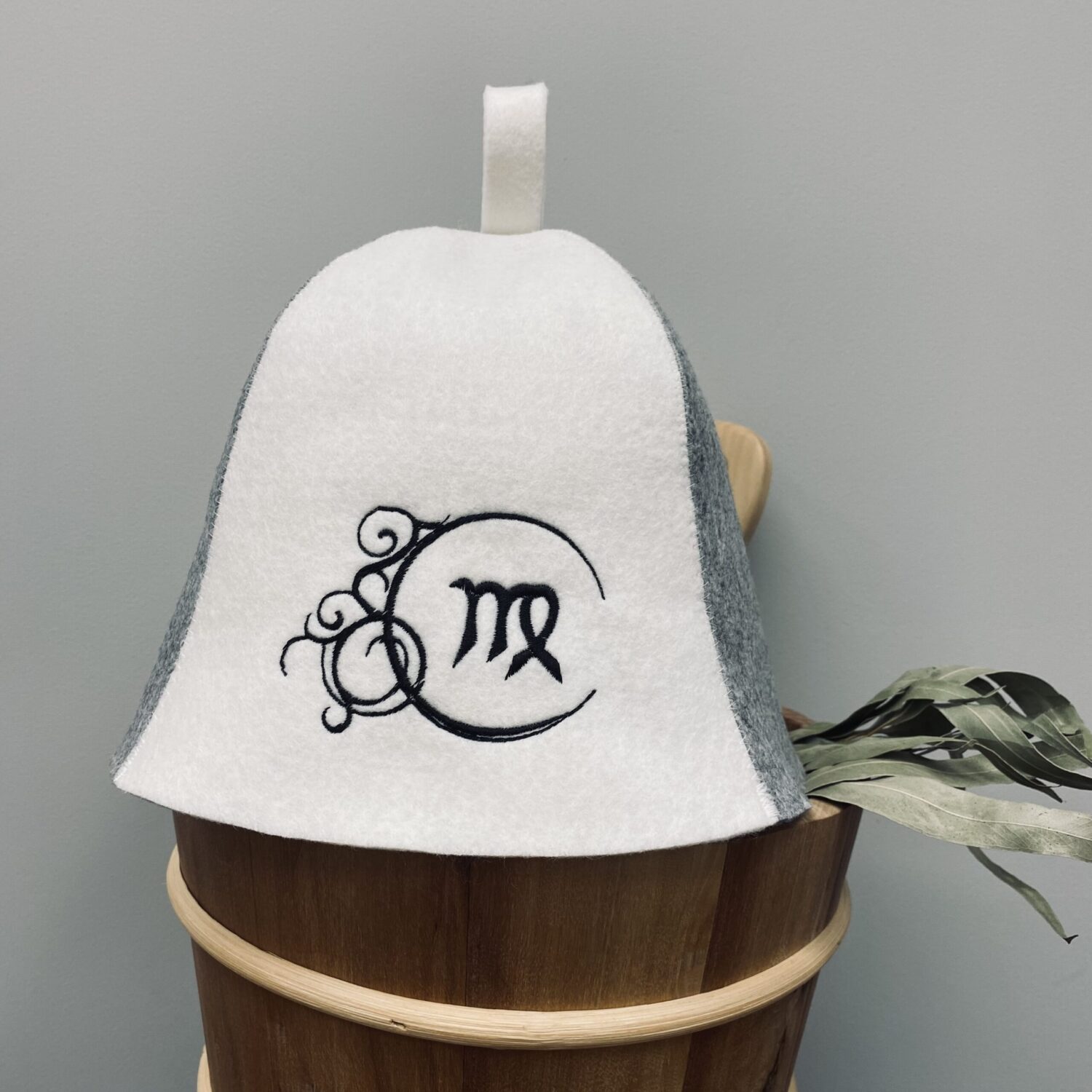 Pirties kepurė su zodiako ženklu