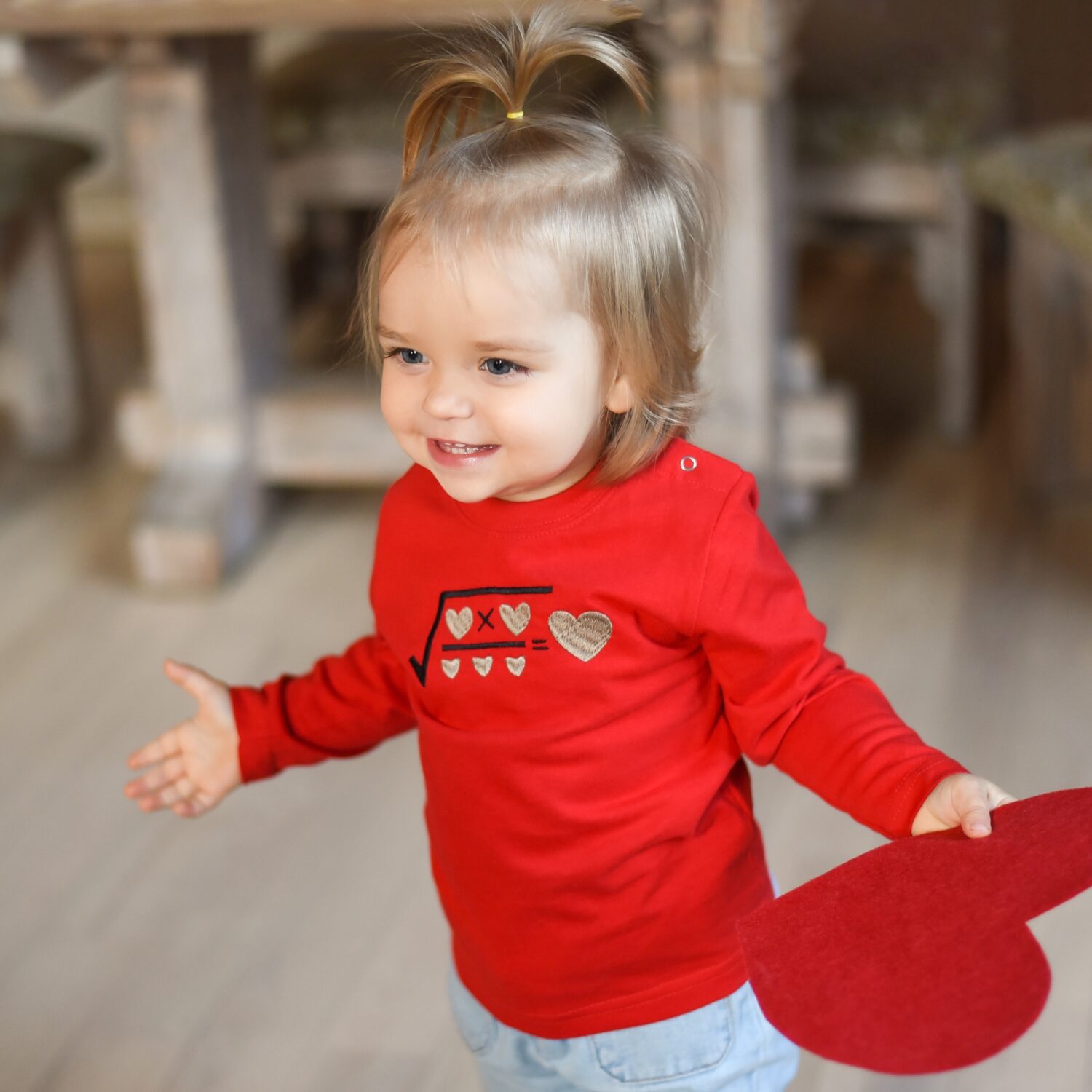 Marškinėliai ilgomis rankovėmis vaikams "Meilė"