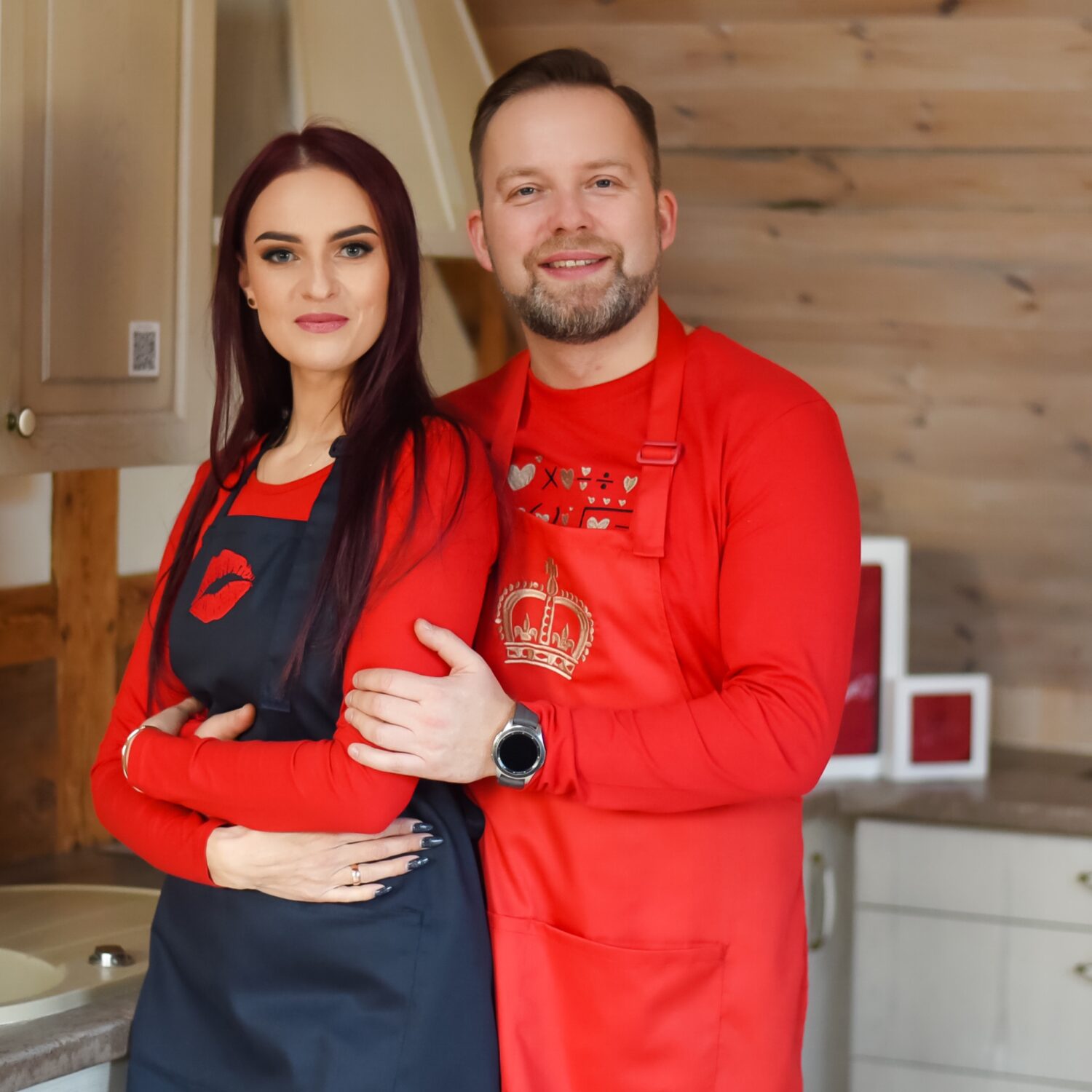 Universali prijuostė "Karūna"