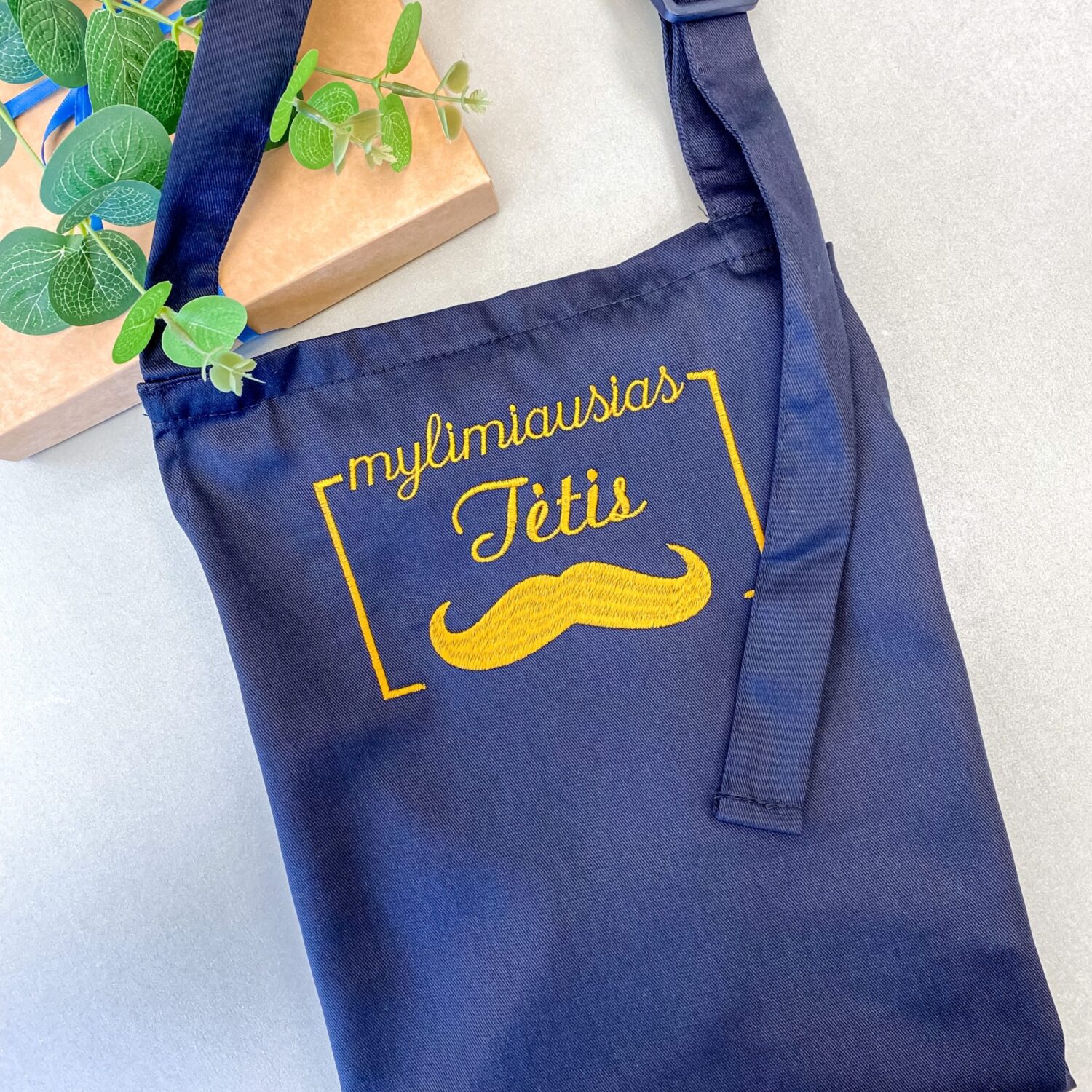 Universali prijuostė "Tėčiui"