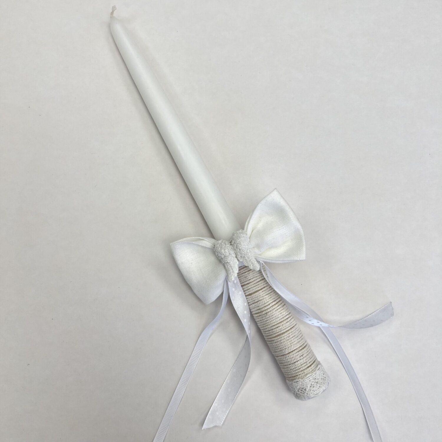 Rankų darbo krikštynų žvakė