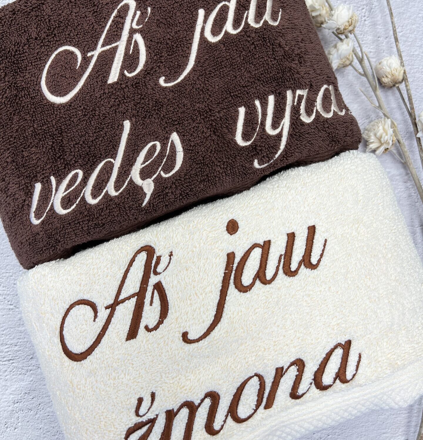 Išsiuvinėtas rankšluostis "Vyrui ir žmonai"