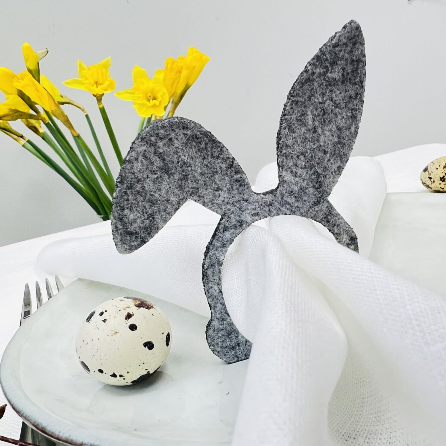 Žiedai servetėlėms  "ZUIKIS" 6vnt.