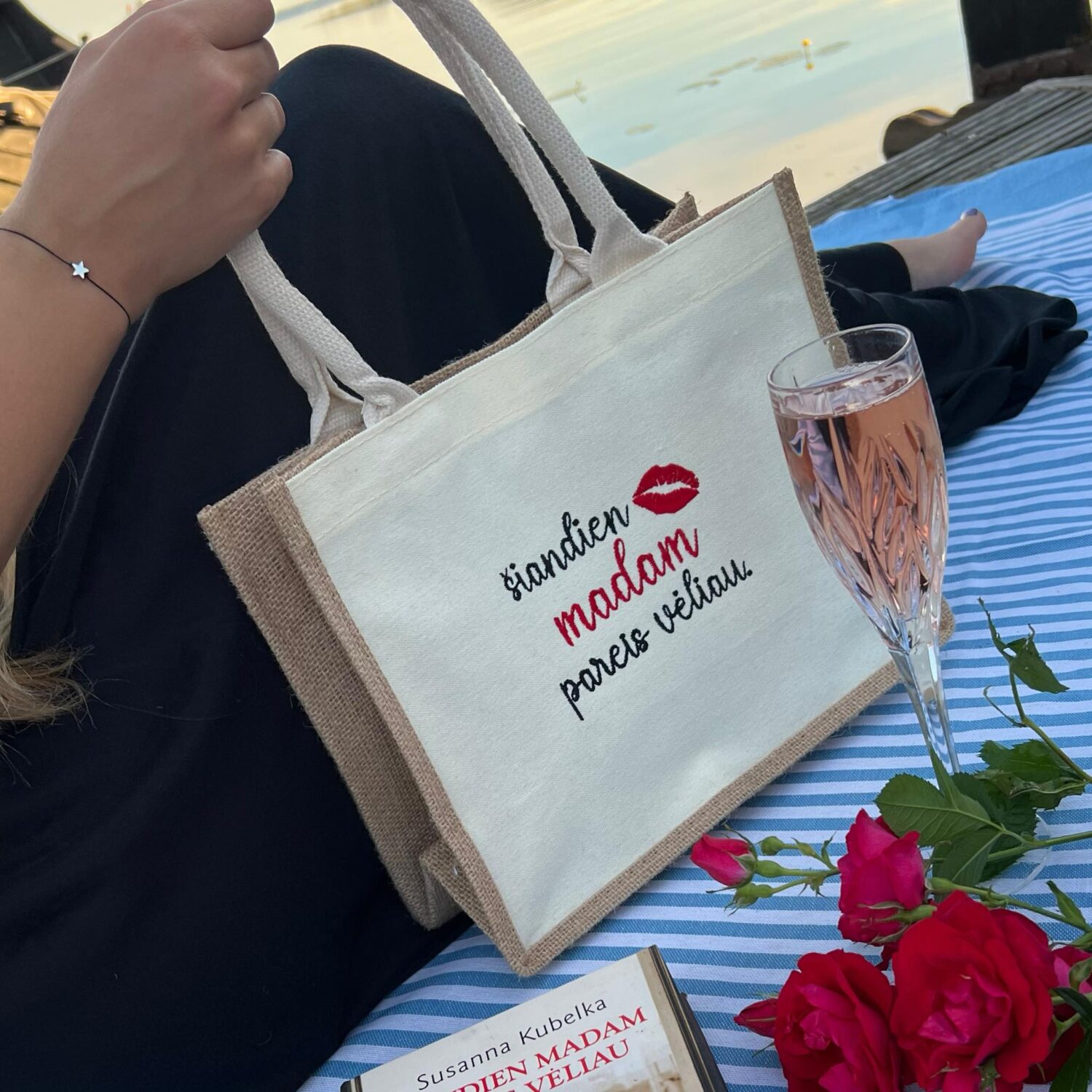 Džiuto krepšys " Šiandien madam pareis vėliau."