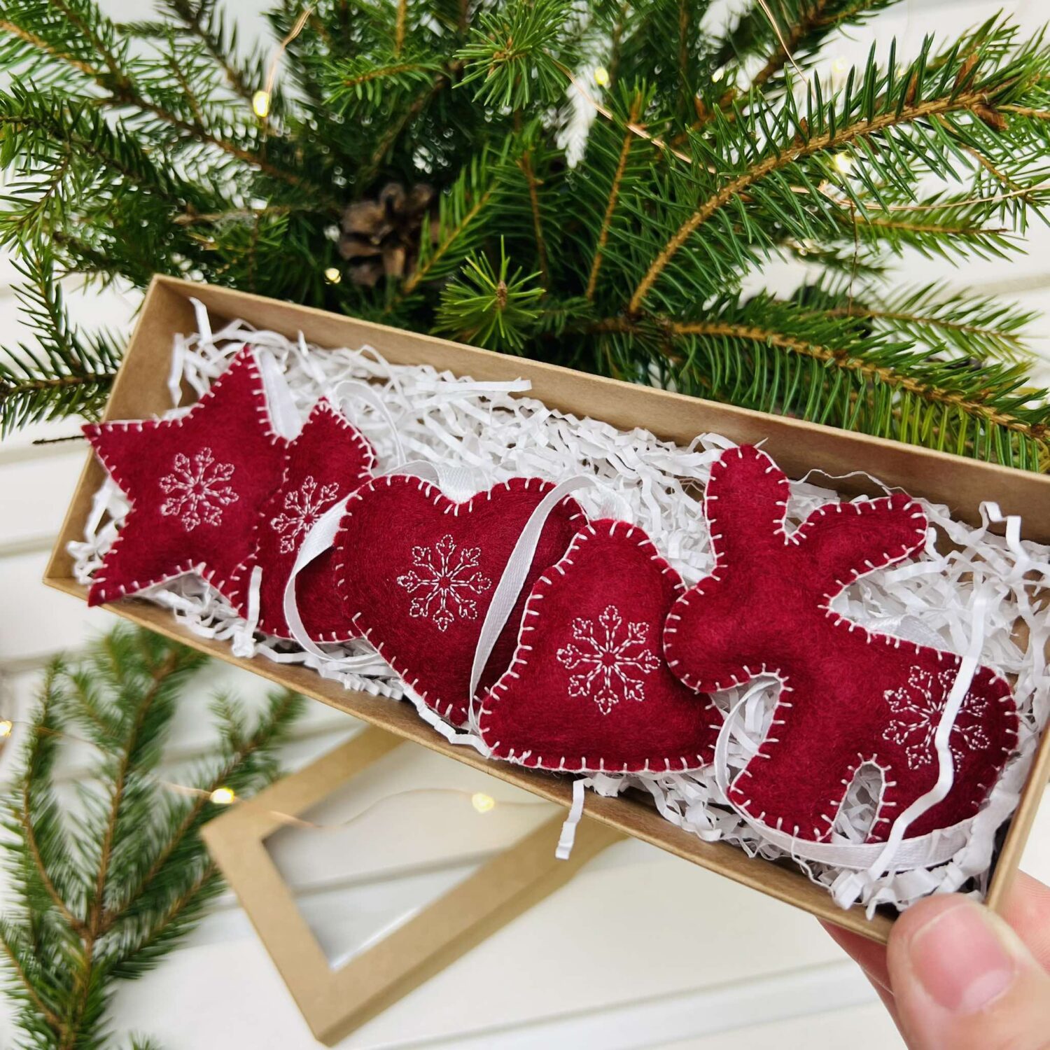 Kalėdinės eglutės žaisliukų rinkinys